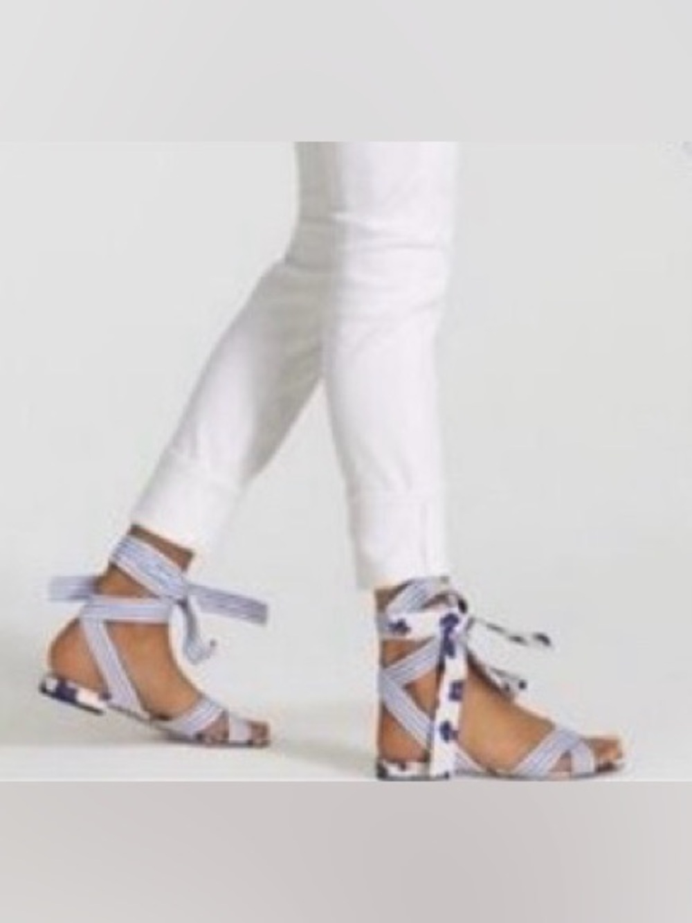 CAbi | Women’s Blue/White Floral/Striped Ribbon Wrap Gladiator Sandals Flats 9